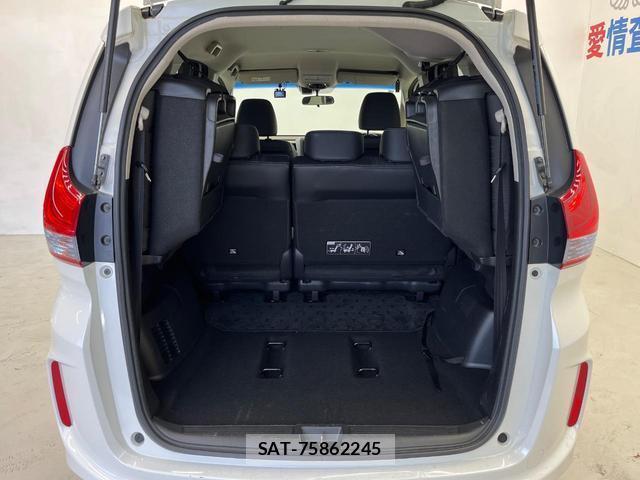 Honda FREED 2017-05 8283765-9