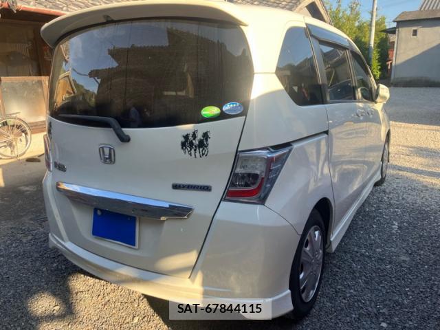 Honda FREED 2012-11 8283822-4