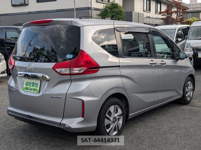 Honda FREED 2020-04 8284430-15