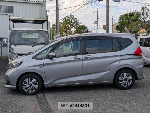 Honda FREED 2020-04 8284430-16