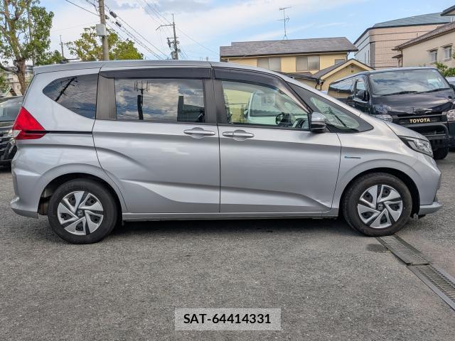 Honda FREED 2020-04 8284430-17