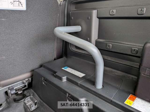 Honda FREED 2020-04 8284430-9