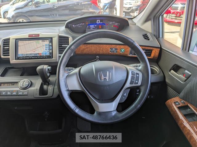 Honda FREED SPIKE 2012-03 8282690-17