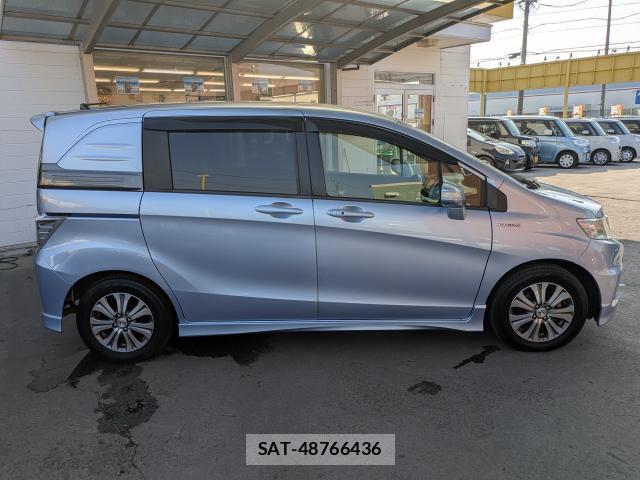 Honda FREED SPIKE 2012-03 8282690-3