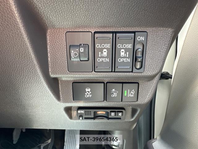 Honda FREED 2019-08 8277777-8
