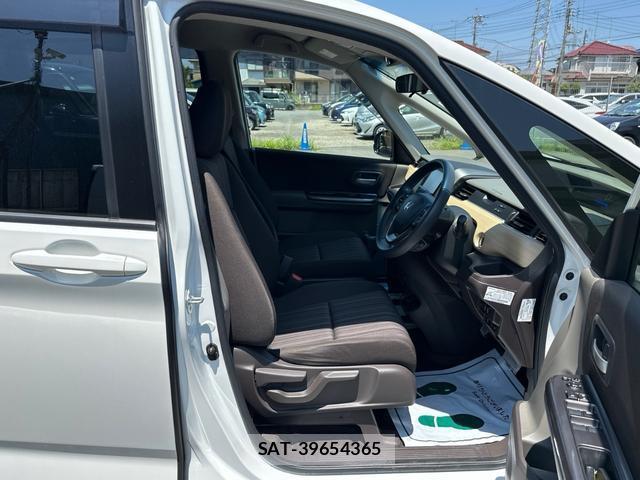 Honda FREED 2019-08 8277777-9