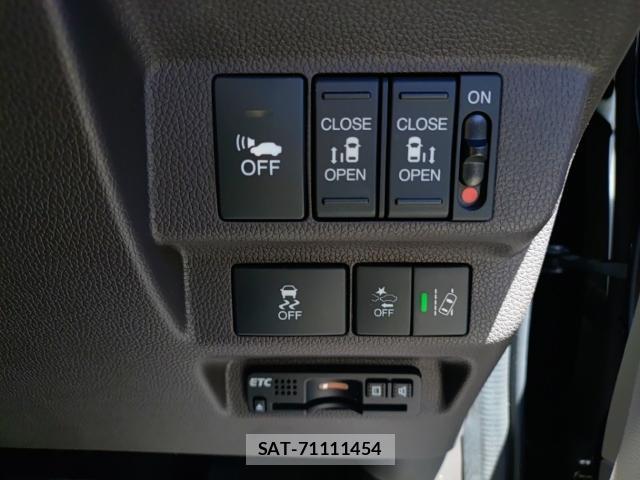 Honda FREED 2019-07 8279906-16