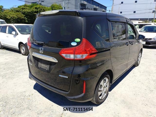 Honda FREED 2019-07 8279906-4