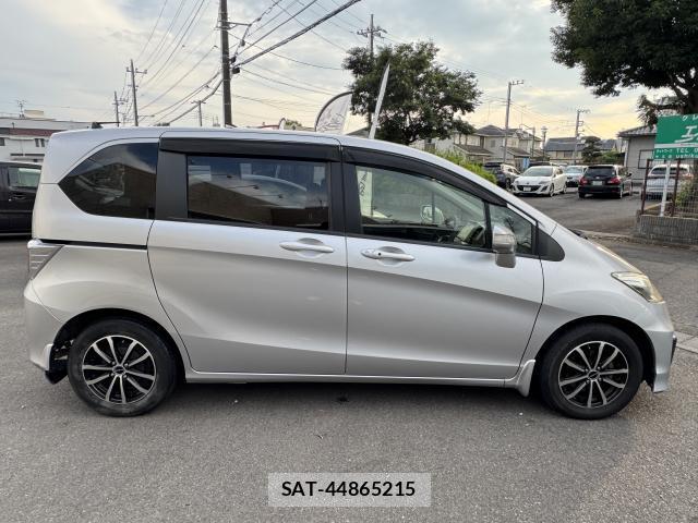 Honda FREED 2015-09 8280437-3