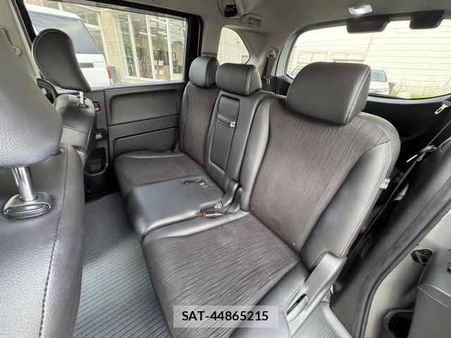 Honda FREED 2015-09 8280437-6