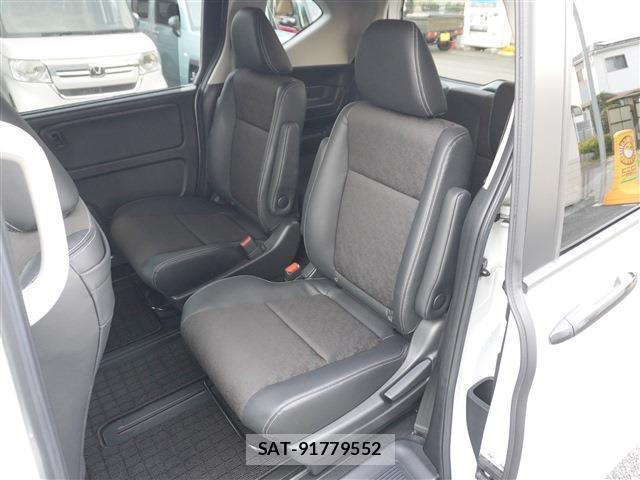 Honda FREED 2024-05 8280826-17