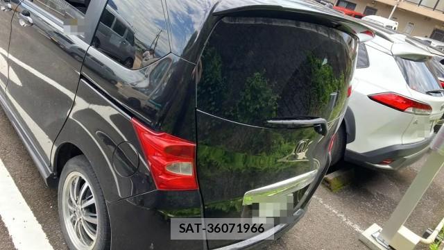 Honda FREED 2011-04 8281003-1