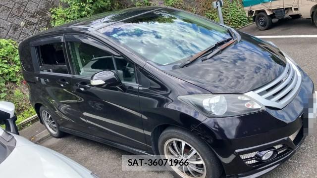 Honda FREED 2011-04 8281003-3