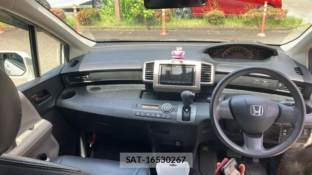 Honda FREED 2009-06 8281157-2