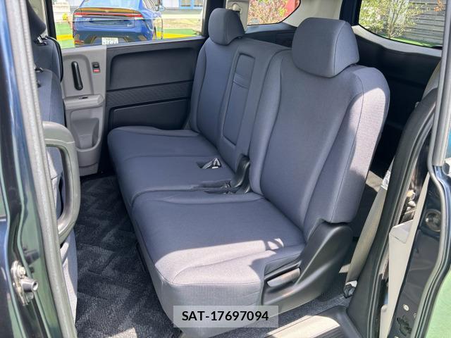 Honda FREED 2009-11 8283742-10