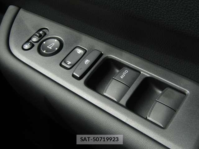 Honda FREED 2025-06 8284131-16
