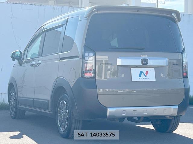 Honda FREED 2025-01 8284341-17