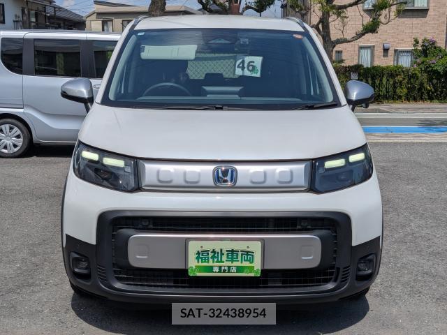 Honda FREED 2024-10 8284431-10