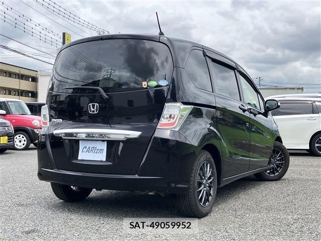 Honda FREED 2013-06 8285837-1