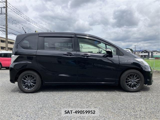 Honda FREED 2013-06 8285837-2