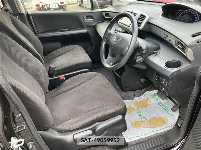 Honda FREED 2013-06 8285837-4