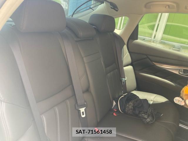Nissan FUGA HYBRID 2016-04 8277760-11