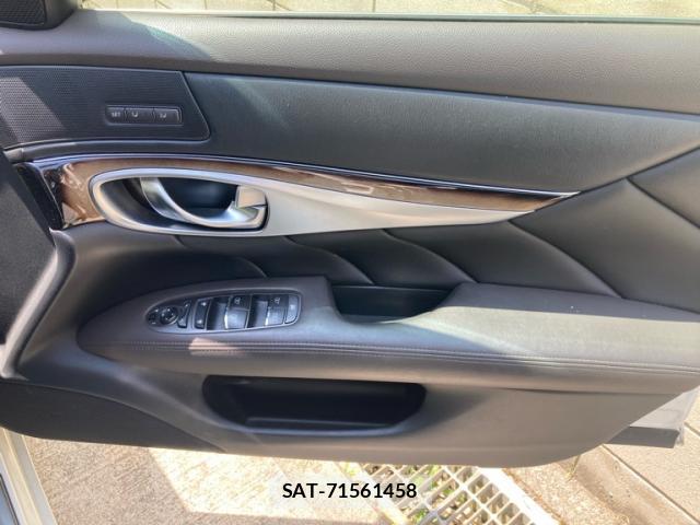 Nissan FUGA HYBRID 2016-04 8277760-7
