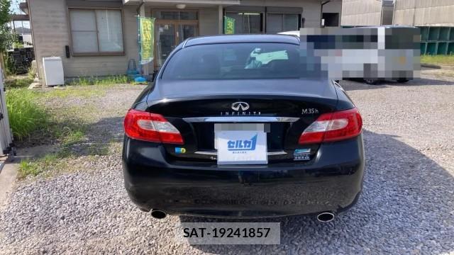 Nissan FUGA HYBRID 2011-08 8281851-1
