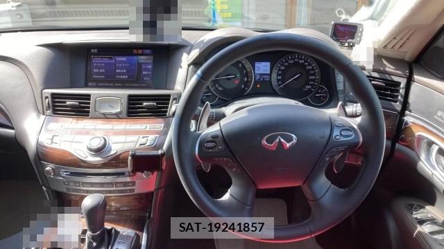 Nissan FUGA HYBRID 2011-08 8281851-16