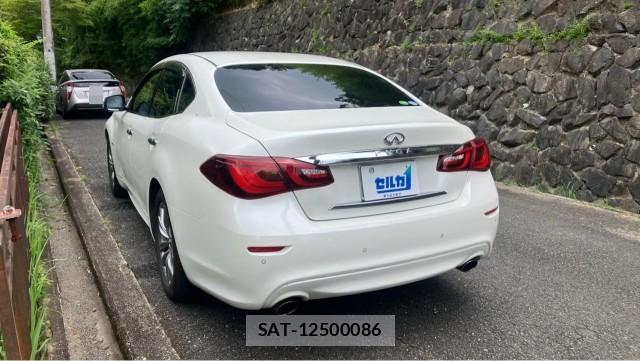 Nissan FUGA HYBRID 2016-01 8282173-13