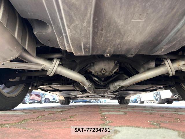 Nissan FUGA 2013-10 8279434-18