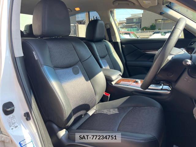 Nissan FUGA 2013-10 8279434-7