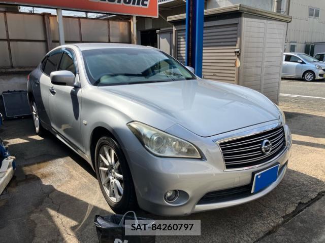 Nissan FUGA 2012-03 8279630-0