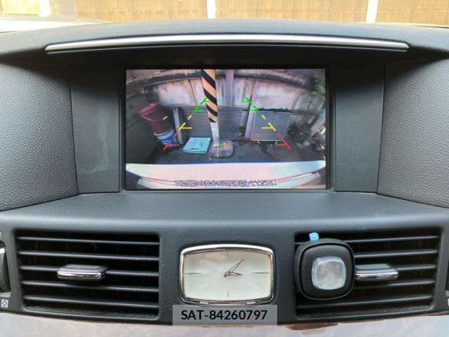 Nissan FUGA 2012-03 8279630-19