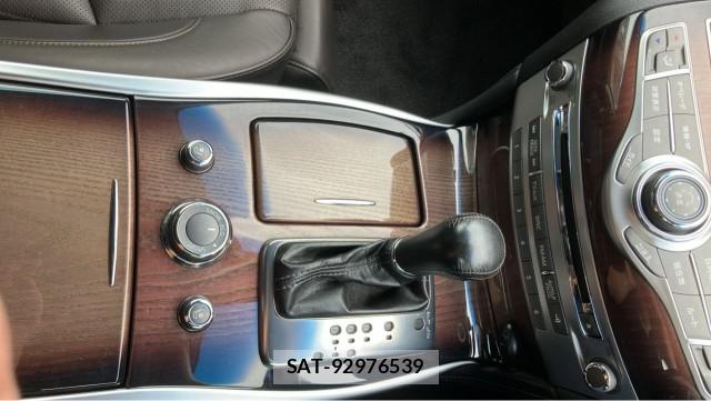 Nissan FUGA 2015-09 8281442-14
