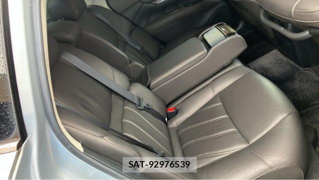 Nissan FUGA 2015-09 8281442-6