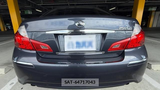 Nissan FUGA 2007-12 8281552-1