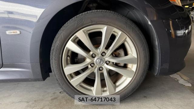 Nissan FUGA 2007-12 8281552-8