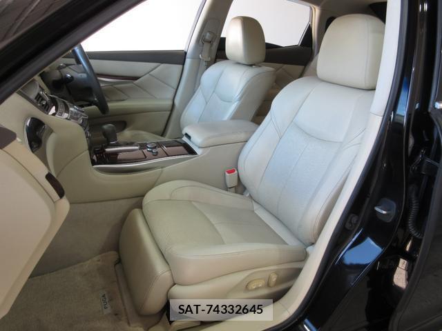 Nissan FUGA 2009-12 8285125-15