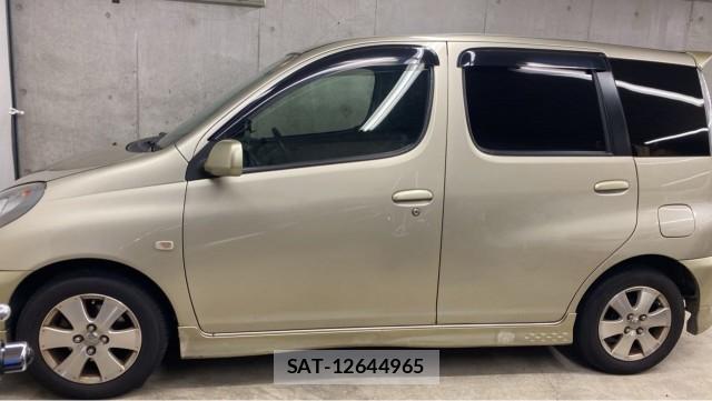 Toyota FUN CARGO 2002-03 8281696-10