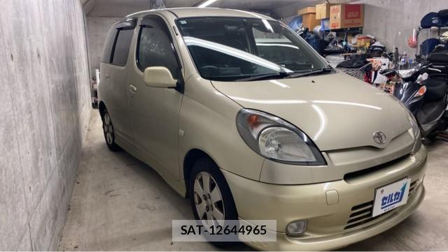 Toyota FUN CARGO 2002-03 8281696-11