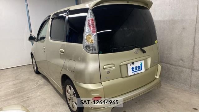 Toyota FUN CARGO 2002-03 8281696-13