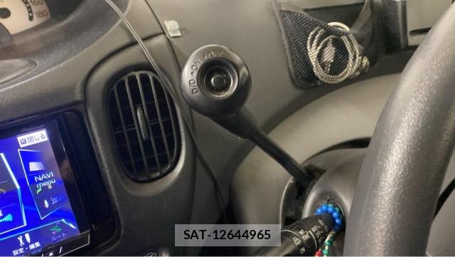 Toyota FUN CARGO 2002-03 8281696-14