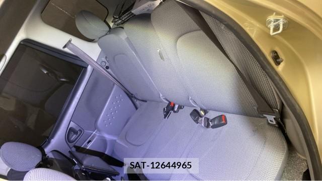Toyota FUN CARGO 2002-03 8281696-6
