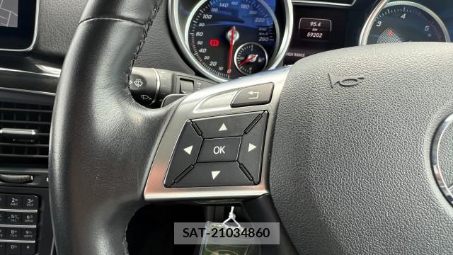 Mercedes Benz G-CLASS 2018-07 8281004-16