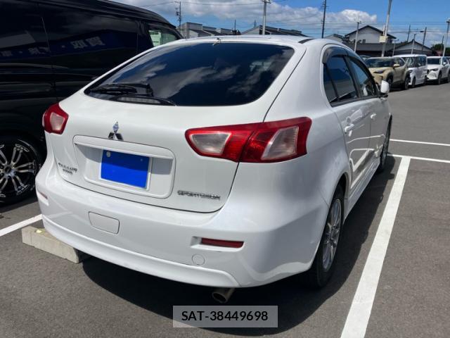 Mitsubishi GALANT FORTIS 2012-02 8279530-13