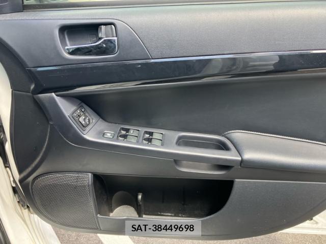 Mitsubishi GALANT FORTIS 2012-02 8279530-8