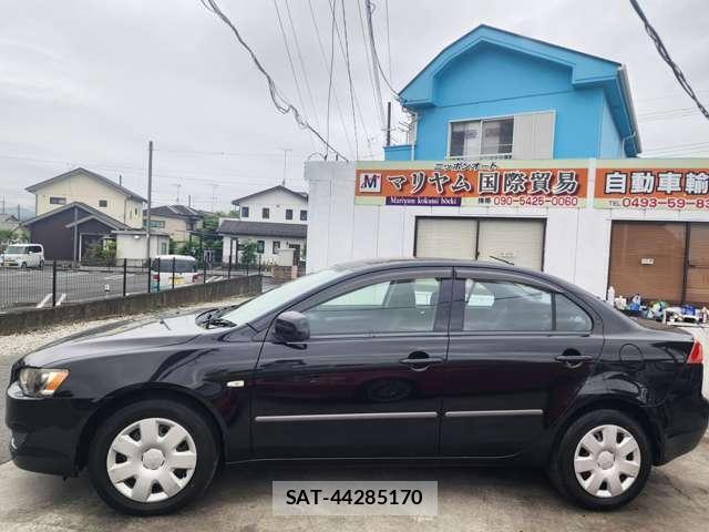 Mitsubishi GALANT FORTIS 2009-08 8284122-4
