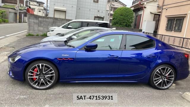 Maserati GHIBLI 2021-08 8281610-10