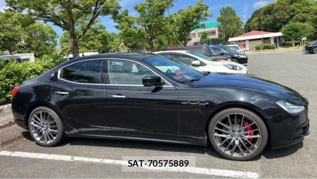 Maserati GHIBLI 2015-01 8282156-3